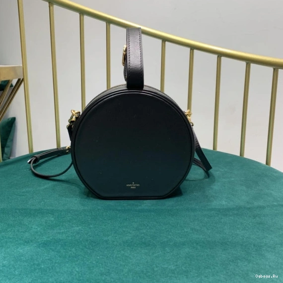 Louis CHAPEAU BOITE PETITE Vuitton 0512